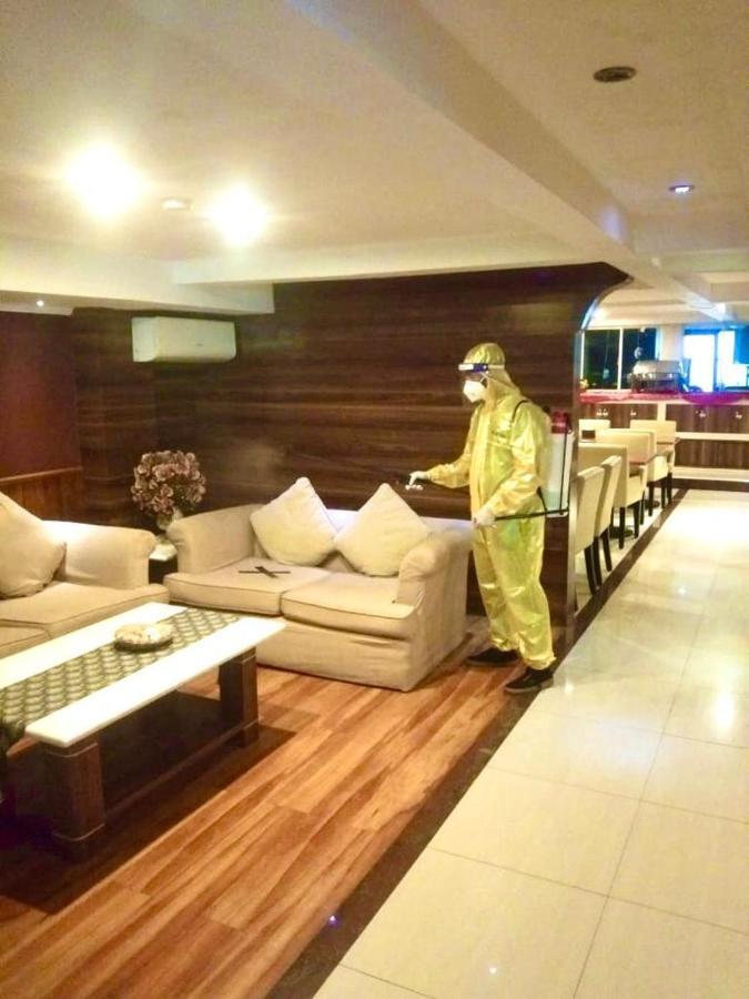 Grand Kasira Hotel Джакарта Екстериор снимка