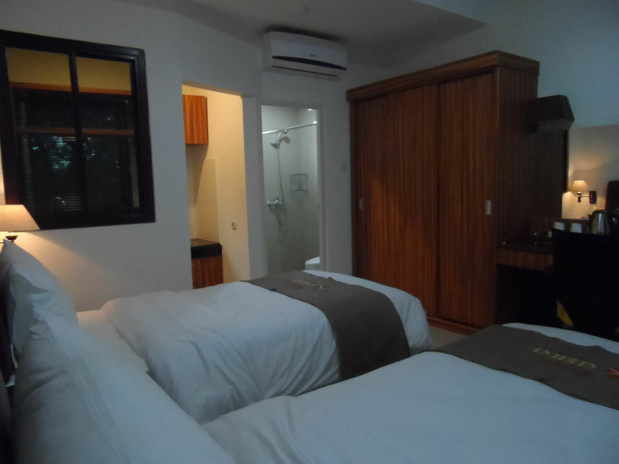 Grand Kasira Hotel Джакарта Екстериор снимка
