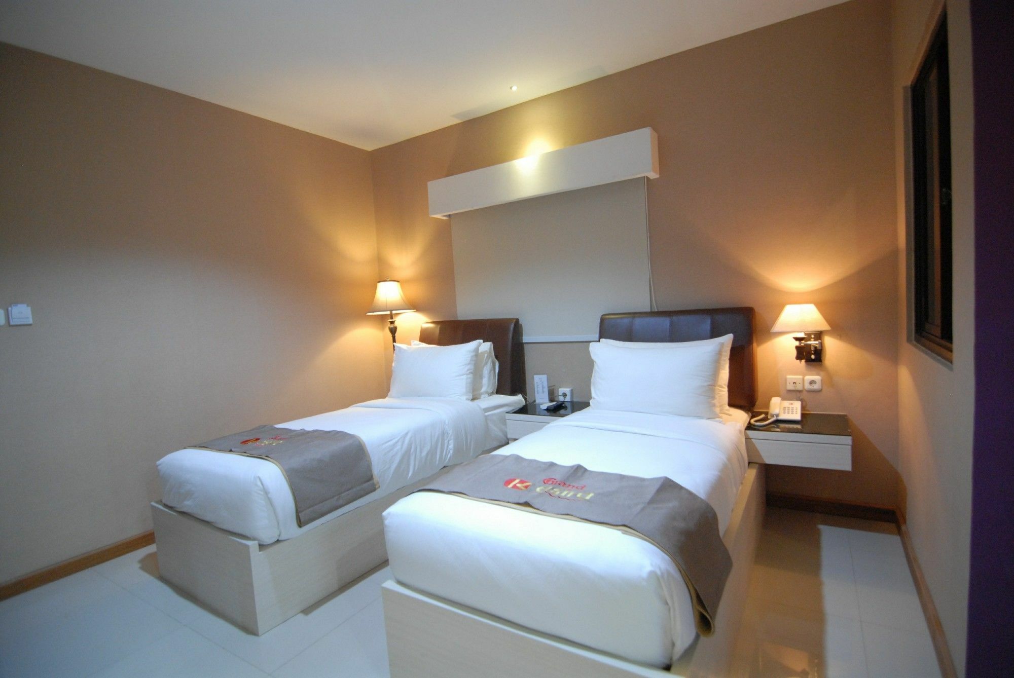 Grand Kasira Hotel Джакарта Екстериор снимка